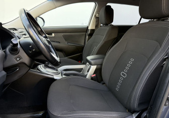 Подержанный автомобиль Kia Sportage 2015 года (10 фото)
