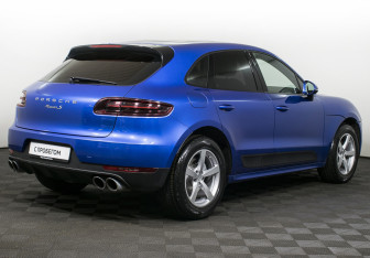 Подержанный автомобиль Porsche Macan 2014 года (10 фото)