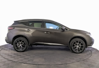 Подержанный автомобиль Nissan Murano Suv 2020 года (4 фото)