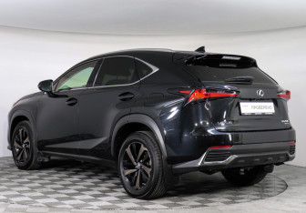 Подержанный автомобиль Lexus NX 2021 года (7 фото)