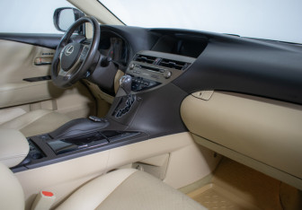 Подержанный автомобиль Lexus RX 2015 года (9 фото)