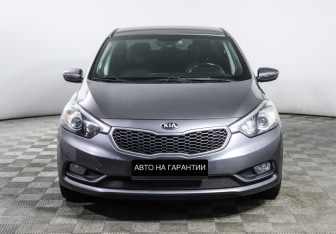 Подержанный автомобиль Kia Cerato Sedan 2015 года (2 фото)