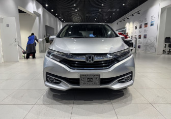 Подержанный автомобиль Honda Shuttle Wagon 2017 года (2 фото)