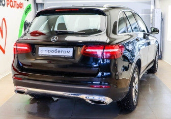 Подержанный автомобиль Mercedes-Benz GLC Coupe 2015 года (3 фото)