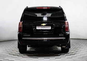 Подержанный автомобиль Chevrolet Tahoe 2018 года (6 фото)