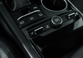 Подержанный автомобиль Kia K5 2021 года (12 фото)