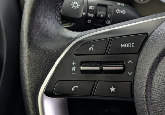 Подержанный автомобиль Hyundai Creta 2022 года (27 фото)