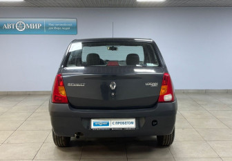 Подержанный автомобиль Renault Logan Sedan 2009 года (6 фото)