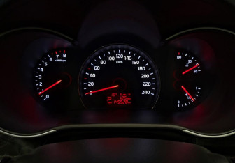 Подержанный автомобиль Kia Sorento 2018 года (13 фото)