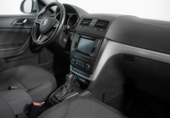 Подержанный автомобиль Skoda Yeti 2016 года (9 фото)