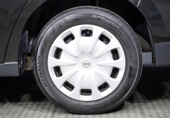 Подержанный автомобиль Nissan Almera Sedan 2016 года (18 фото)