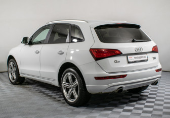Подержанный автомобиль Audi Q5 2016 года (7 фото)
