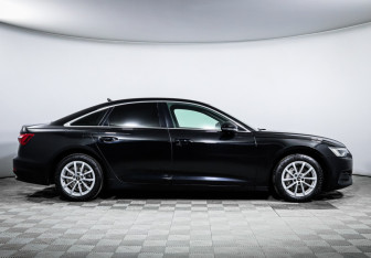 Подержанный автомобиль Audi A6 Sedan 2021 года (4 фото)