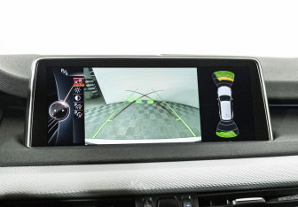 Подержанный автомобиль BMW X5 2016 года (19 фото)