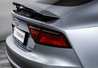 Подержанный автомобиль Audi A7 2014 года (16 фото)