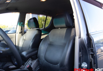 Подержанный автомобиль Mitsubishi L200 2008 года (14 фото)