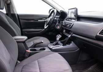 Подержанный автомобиль Kia Seltos 2020 года (9 фото)