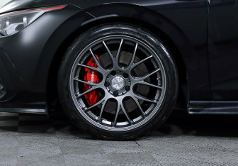 Подержанный автомобиль Volkswagen Golf GTI Hatchback 2021 года (8 фото)