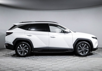 Подержанный автомобиль Hyundai Tucson 2024 года (4 фото)