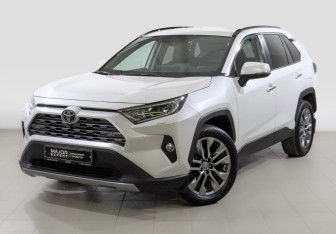 Подержанный автомобиль Toyota RAV4 2020 года (1 фото)