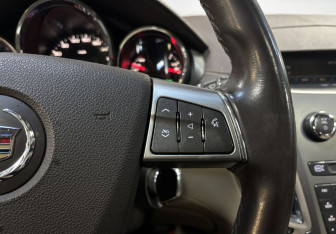 Подержанный автомобиль Cadillac CTS Sedan 2008 года (22 фото)