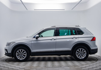 Подержанный автомобиль Volkswagen Tiguan 2020 года (8 фото)