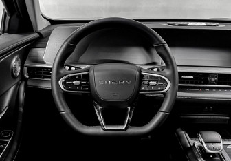 Подержанный автомобиль Chery Arrizo 8 2024 года (21 фото)