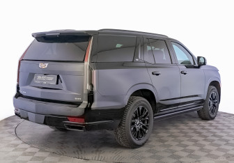 Подержанный автомобиль Cadillac Escalade Suv 2023 года (5 фото)