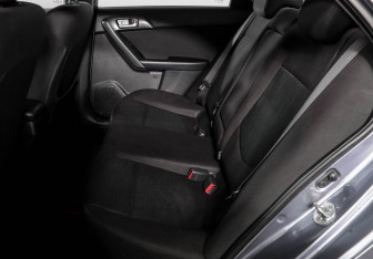 Подержанный автомобиль Kia Cerato Sedan 2009 года (10 фото)