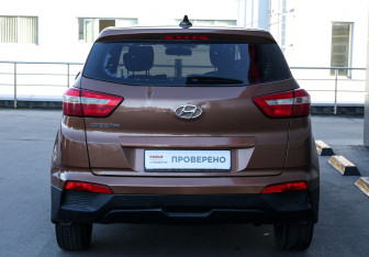 Подержанный автомобиль Hyundai Creta 2017 года (7 фото)