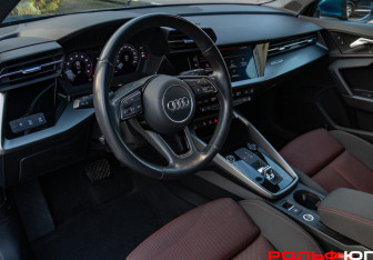 Подержанный автомобиль Audi A3 Sedan 2021 года (13 фото)