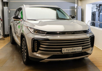 Подержанный автомобиль Exeed TXL 2022 года (3 фото)