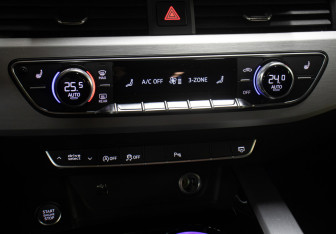 Подержанный автомобиль Audi A5 Coupe 2021 года (18 фото)