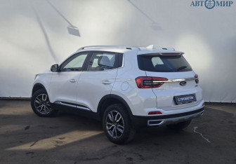 Подержанный автомобиль Chery Tiggo 4 2022 года (6 фото)