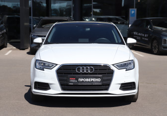 Подержанный автомобиль Audi A3 Sedan 2019 года (2 фото)