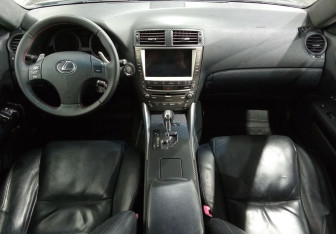 Подержанный автомобиль Lexus IS Sedan 2008 года (11 фото)