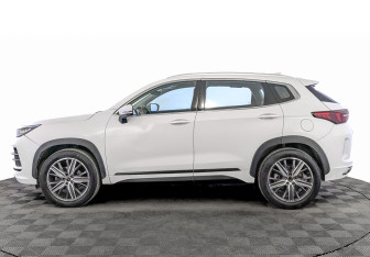 Подержанный автомобиль Exeed LX 2022 года (8 фото)