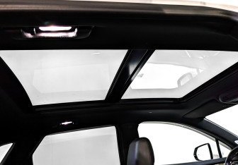 Подержанный автомобиль Cadillac XT5 2021 года (24 фото)