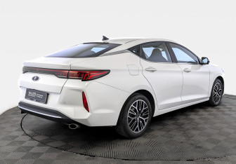 Подержанный автомобиль Москвич 6 2023 года (5 фото)