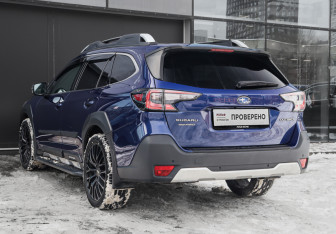 Подержанный автомобиль Subaru Outback Wagon 2022 года (6 фото)