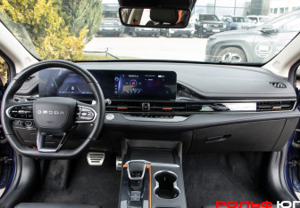 Подержанный автомобиль Omoda S5 GT 2023 года (9 фото)