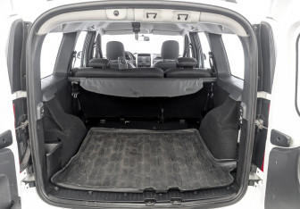 Подержанный автомобиль LADA (ВАЗ) Largus Wagon 2021 года (10 фото)