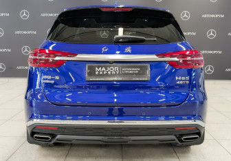 Подержанный автомобиль Hongqi HS5 2024 года (6 фото)