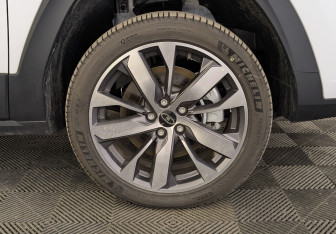 Новый Москвич 3е 2024 (12 фото)