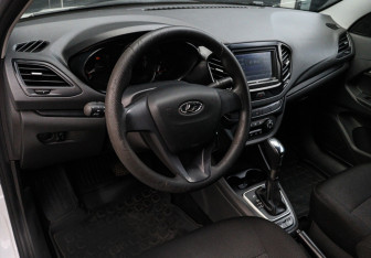 Подержанный автомобиль LADA (ВАЗ) Vesta Sedan 2020 года (11 фото)