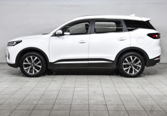 Подержанный автомобиль Chery Tiggo 7 Pro 2021 года (8 фото)