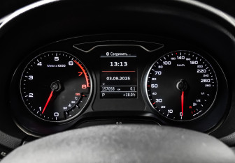 Подержанный автомобиль Audi A3 Sedan 2014 года (10 фото)