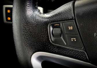 Подержанный автомобиль Opel Antara 2013 года (27 фото)