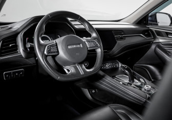Подержанный автомобиль Haval F7 2021 года (14 фото)