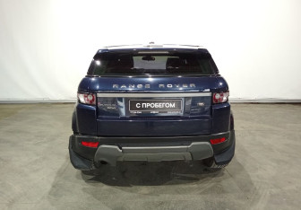 Подержанный автомобиль Land Rover Range Rover Evoque 2013 года (6 фото)